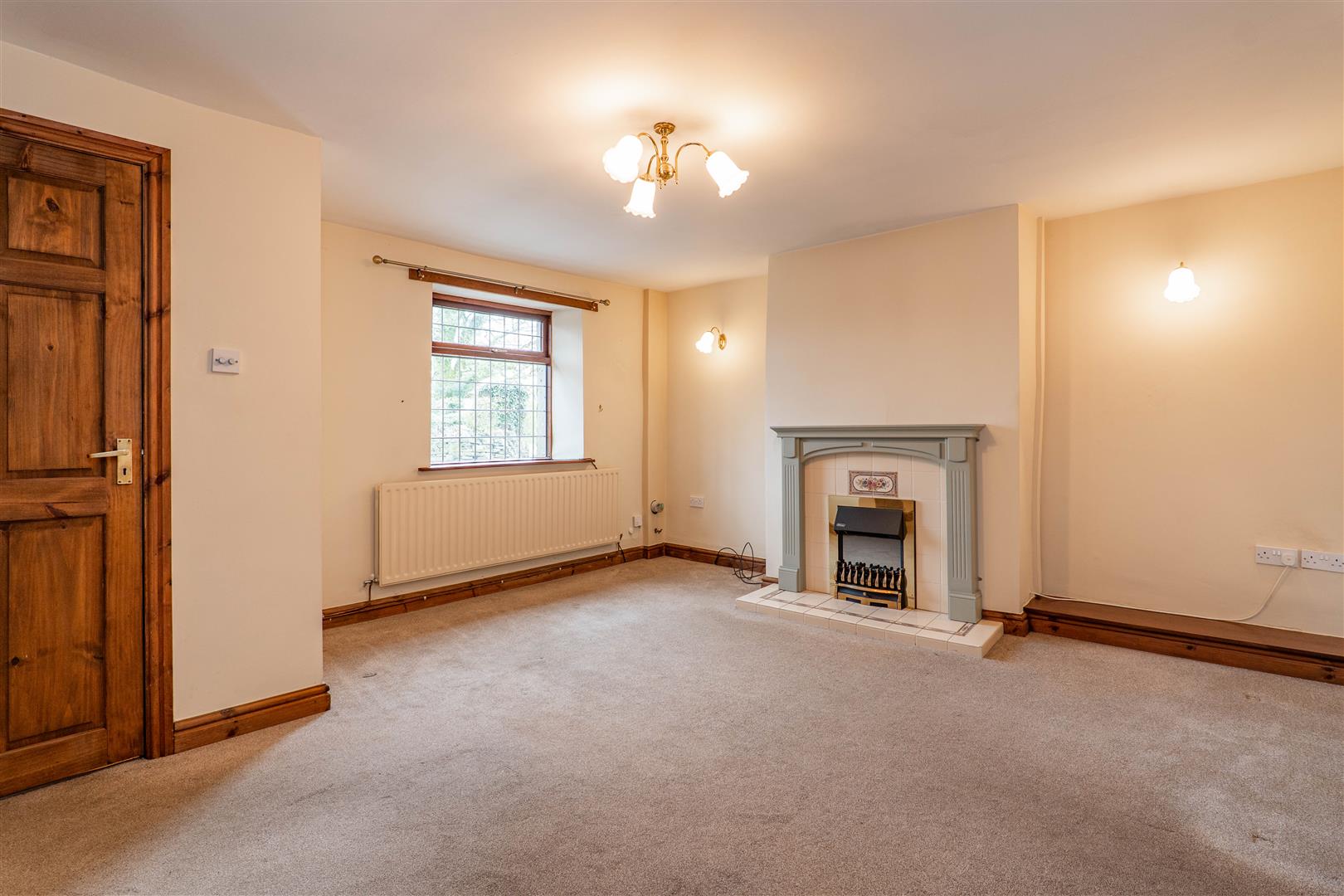 2 bed property in Town Lane, Chorley